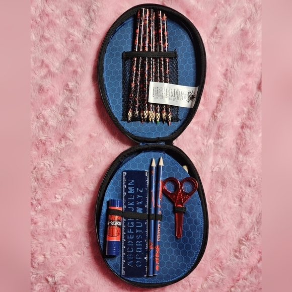 Disney Store Spider-Man Zip-Up Stationery Kit - Picture 6 of 8